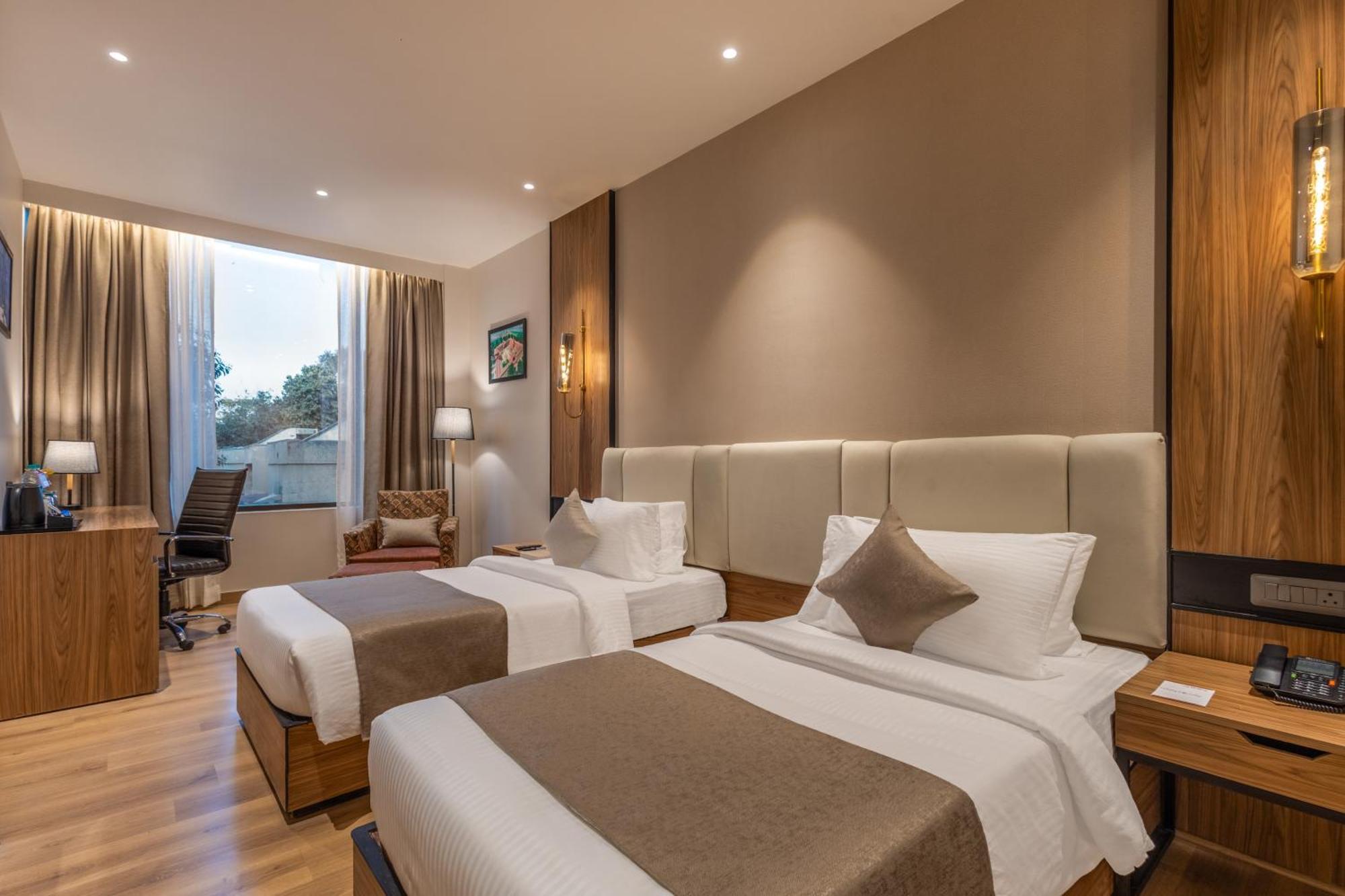 Hotel Sterling Borderland Amritsar